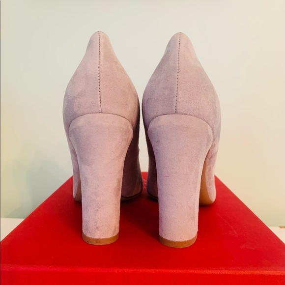Women's Gray Valentino Garavani Tango Suede Pumps - Picture 9 of 9